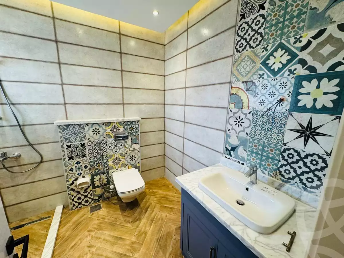 https://aqarmap.com.eg/en/listing/6023280-for-sale-cairo-new-cairo-madinaty-lmntq-lthlthh-fylt-group-23