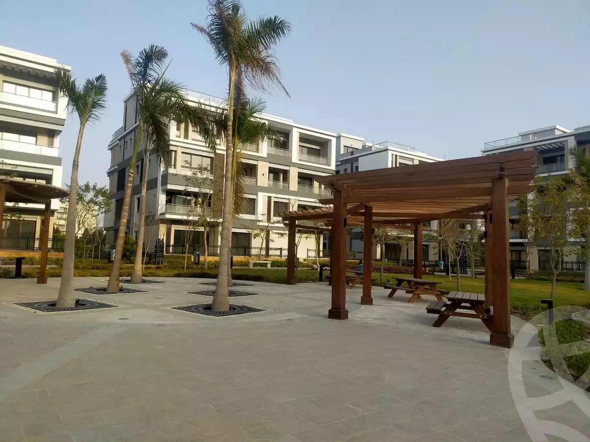 https://aqarmap.com.eg/ar/listing/6023848-for-rent-cairo-el-sheikh-zayed-city-compounds-kmbwnd-wn-16-swdyk