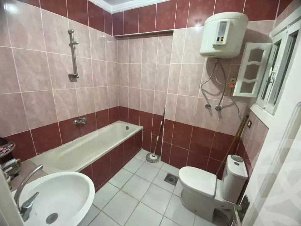 https://aqarmap.com.eg/ar/listing/6024858-for-sale-alexandria-shds