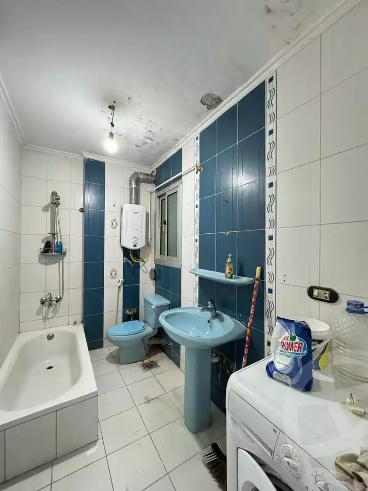 https://aqarmap.com.eg/en/listing/6024956-for-rent-alexandria-zezenia-ibrahim-el-attar-st