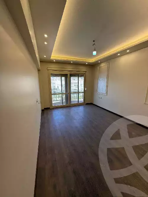 https://aqarmap.com.eg/en/listing/6025162-for-sale-cairo-new-cairo-compounds-el-patio-oro