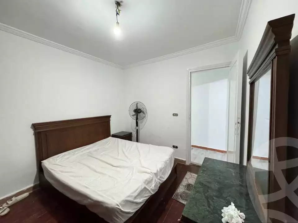 https://aqarmap.com.eg/en/listing/6025353-for-rent-alexandria-zezenia-ibrahim-el-attar-st