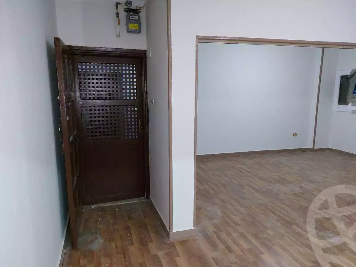 https://aqarmap.com.eg/en/listing/6026390-for-rent-cairo-mokattam-lhdb-l-ly-shareaa-9