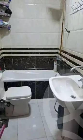 https://aqarmap.com.eg/ar/listing/6026922-for-sale-cairo-ain-shams-jsr-lswys