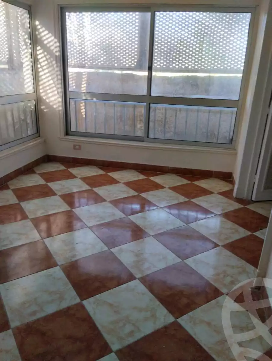 https://aqarmap.com.eg/en/listing/6027464-for-sale-alexandria-l-jmy-lbytsh-mecca-st