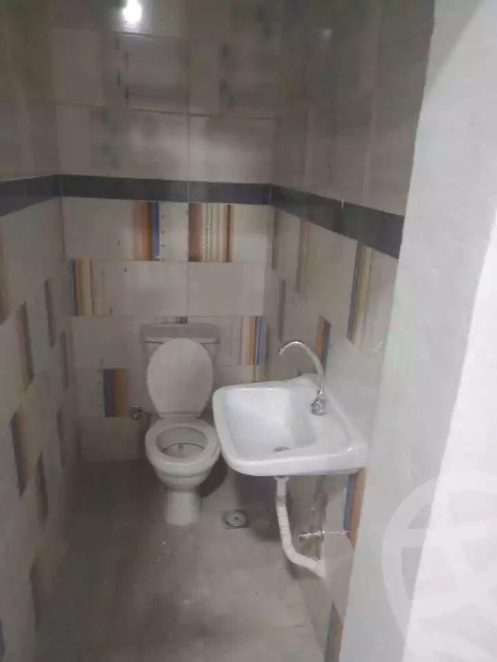 https://aqarmap.com.eg/ar/listing/6028471-for-rent-cairo-mokattam-lhdb-l-ly-shareaa-9