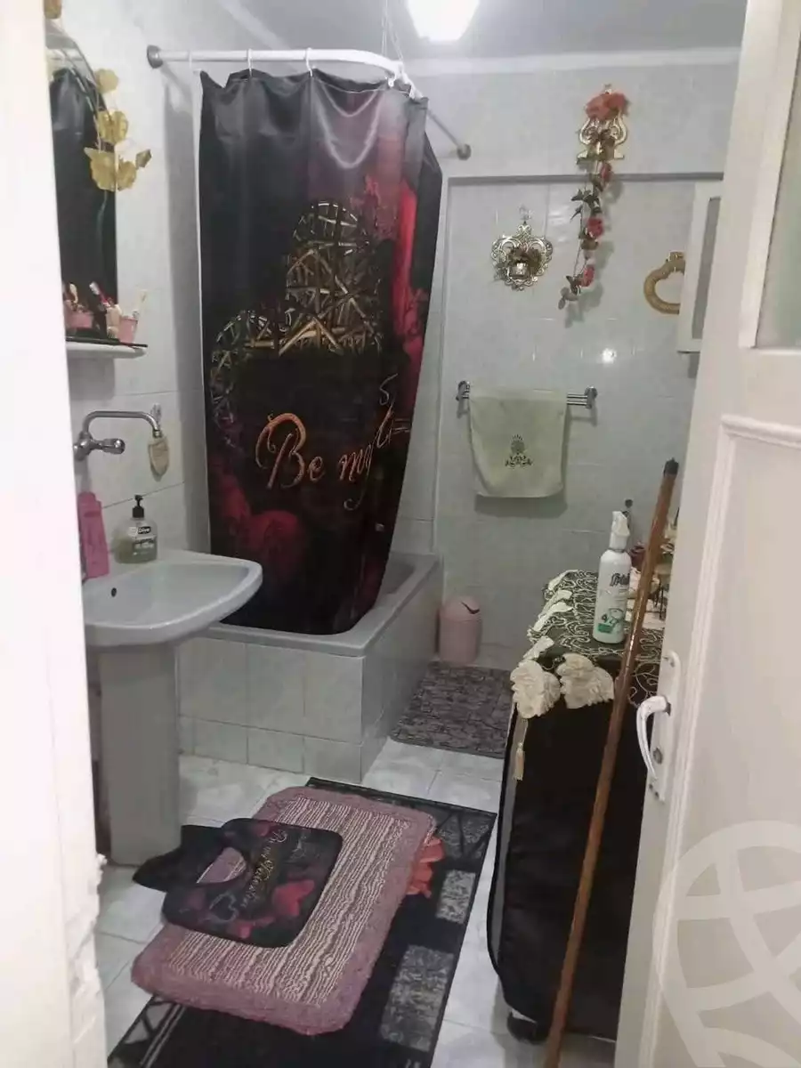 https://aqarmap.com.eg/en/listing/6028987-for-sale-alexandria-l-jmy-el-hanouvel-el-zahraa-city-st