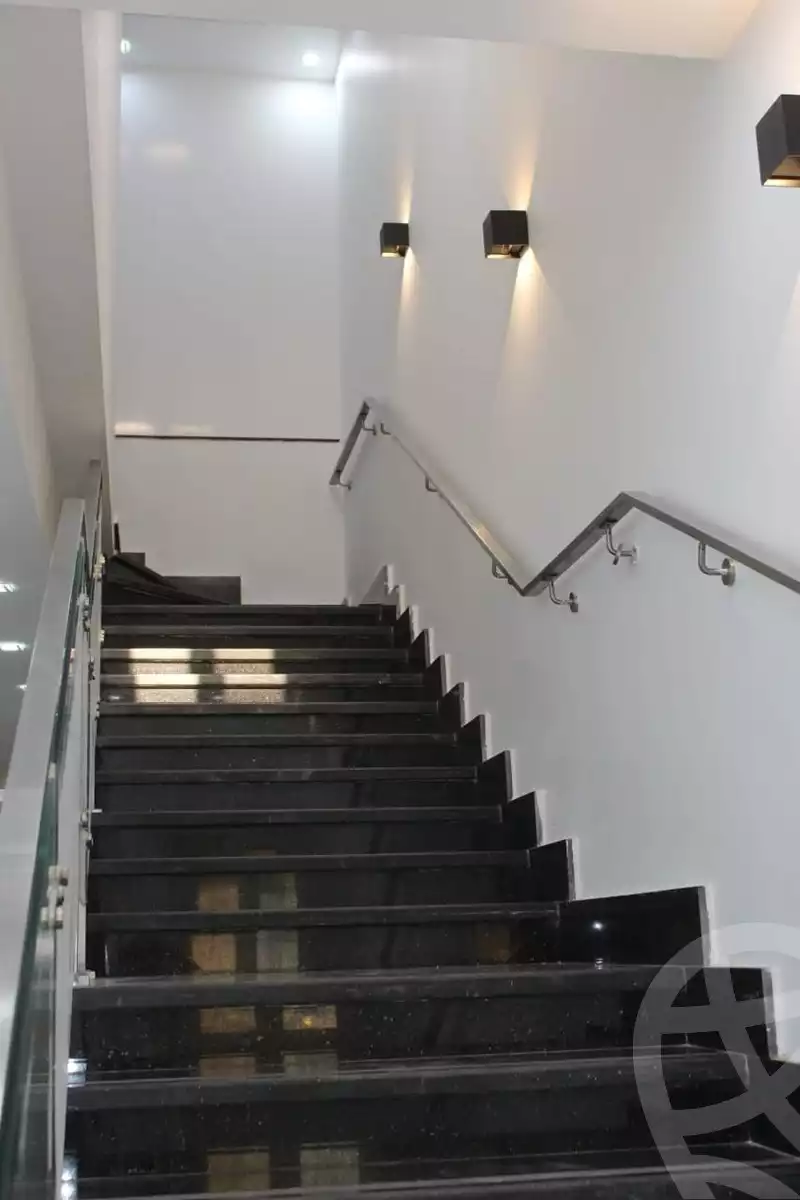 https://aqarmap.com.eg/en/listing/6029320-for-rent-cairo-6th-of-october-compounds-new-giza-kmbwnd-yfwry-hyl-nyw-jyz-llttwyr-l-qry