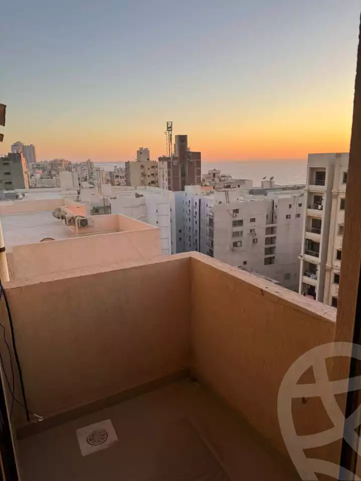 https://aqarmap.com.eg/ar/listing/6029928-for-sale-alexandria-glim