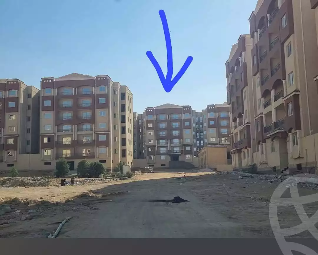 https://aqarmap.com.eg/en/listing/6030327-for-sale-cairo-new-cairo-compounds-loaloat-new-cairo