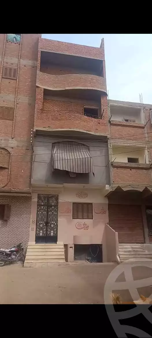 https://aqarmap.com.eg/en/listing/6031055-for-sale-asyut-asyut-city