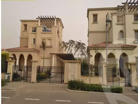 https://aqarmap.com.eg/en/listing/6031215-for-sale-cairo-mokattam-compounds-uptown-cairo