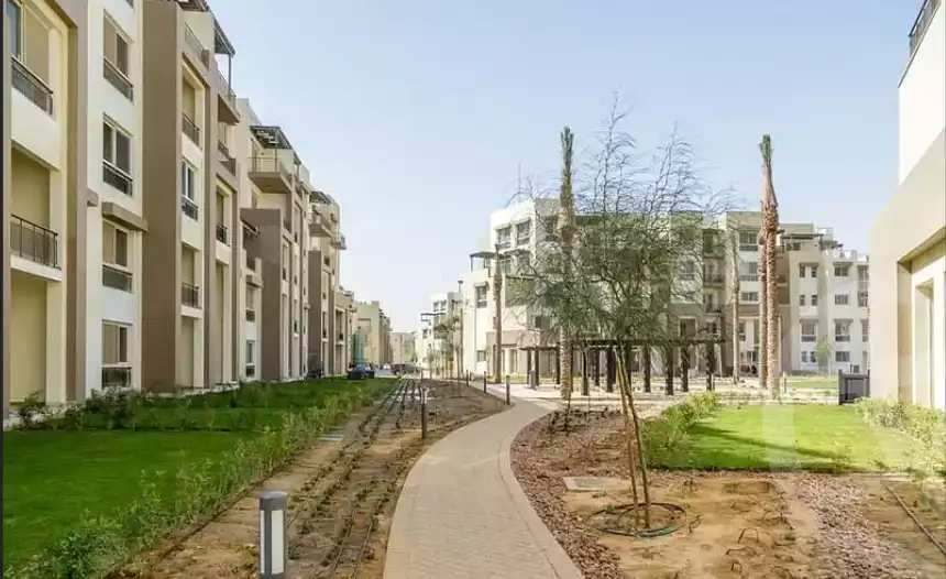 https://aqarmap.com.eg/en/listing/6031276-for-sale-cairo-mokattam-compounds-uptown-cairo