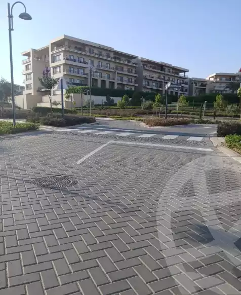 https://aqarmap.com.eg/en/listing/6031315-for-sale-cairo-mokattam-compounds-uptown-cairo