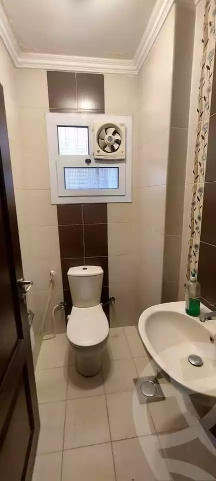 https://aqarmap.com.eg/en/listing/6031886-for-sale-cairo-mokattam-lhdb-l-ly-shareaa-9