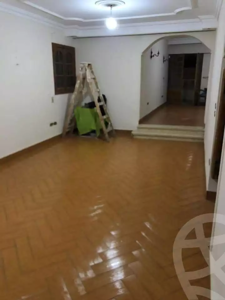 https://aqarmap.com.eg/en/listing/6031921-for-sale-cairo-mokattam-lhdb-l-ly-el-naforah-square