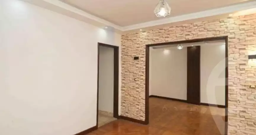 https://aqarmap.com.eg/ar/listing/6032237-for-sale-alexandria-bolekly-abou-quer-st