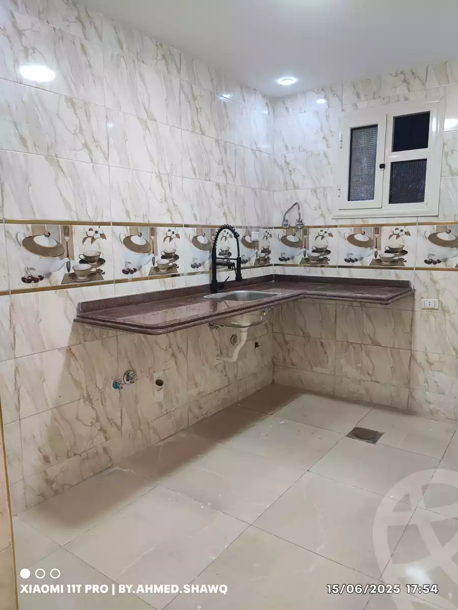 https://aqarmap.com.eg/en/listing/6032256-for-sale-alexandria-l-jmy-bw-ywsf