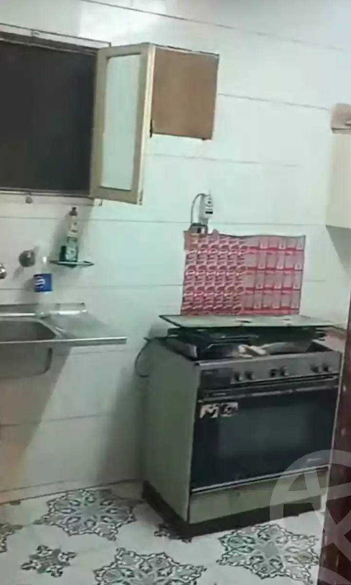 https://aqarmap.com.eg/en/listing/6032275-for-sale-cairo-helwan-helwan-el-sharkeya-heidar-st