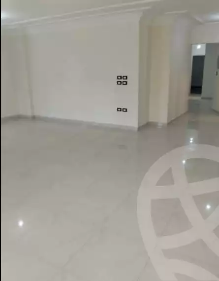 https://aqarmap.com.eg/ar/listing/6032395-for-rent-cairo-mokattam-lhdb-l-ly