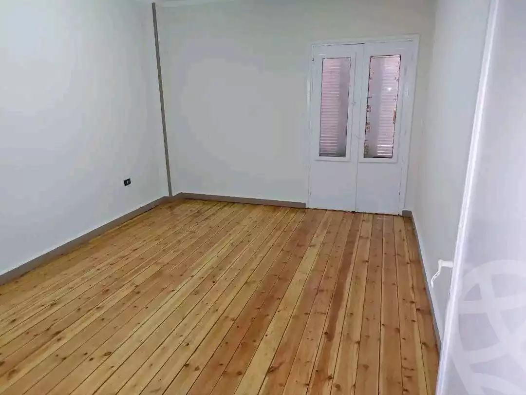 https://aqarmap.com.eg/en/listing/6032422-for-rent-cairo-mokattam-lhdb-l-ly-shareaa-9