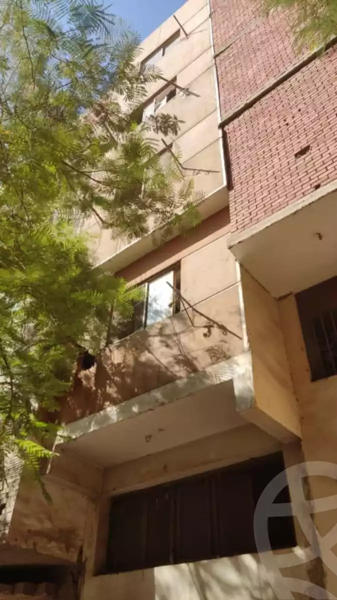 https://aqarmap.com.eg/en/listing/6032501-for-sale-cairo-helwan-el-ezba-el-qebliah-el-amir-st