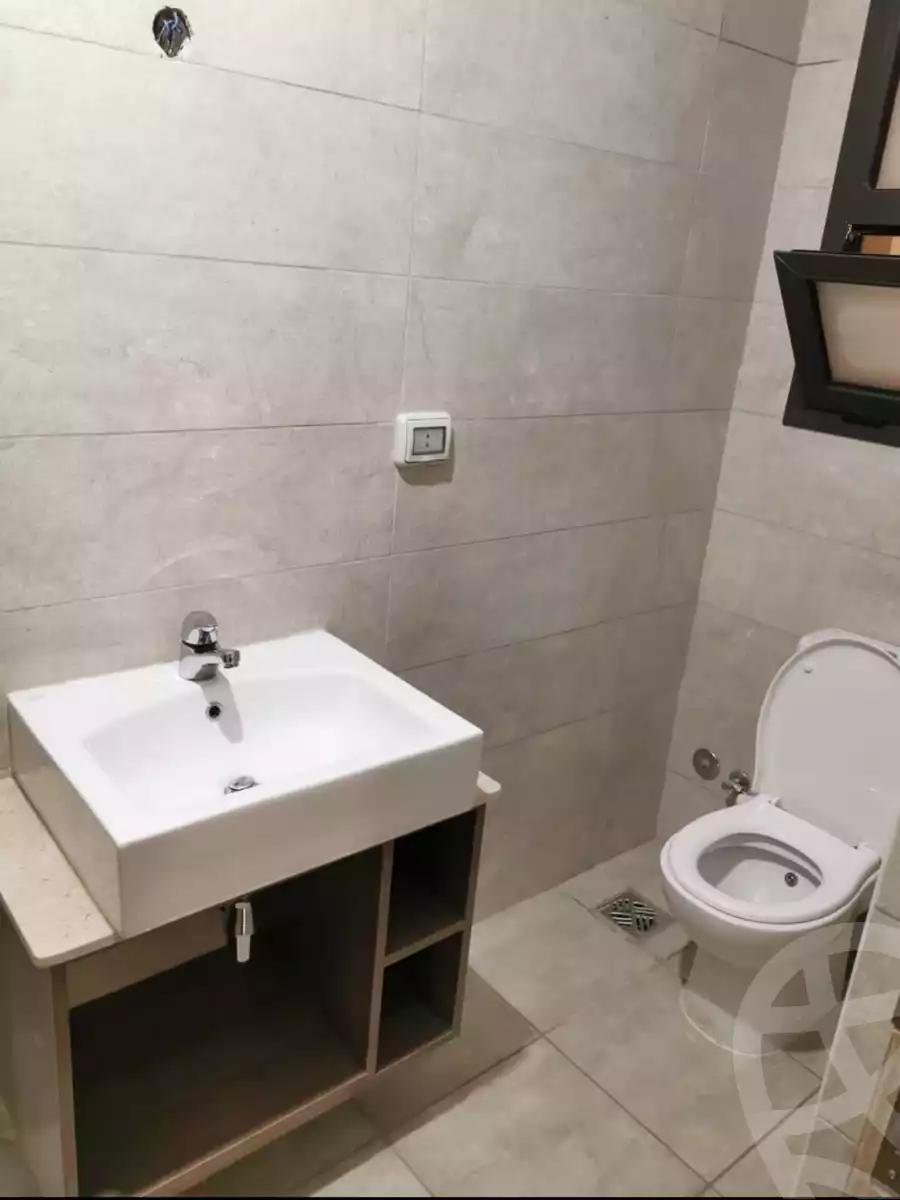 https://aqarmap.com.eg/en/listing/6032990-for-rent-cairo-new-cairo-compounds-fifth-square
