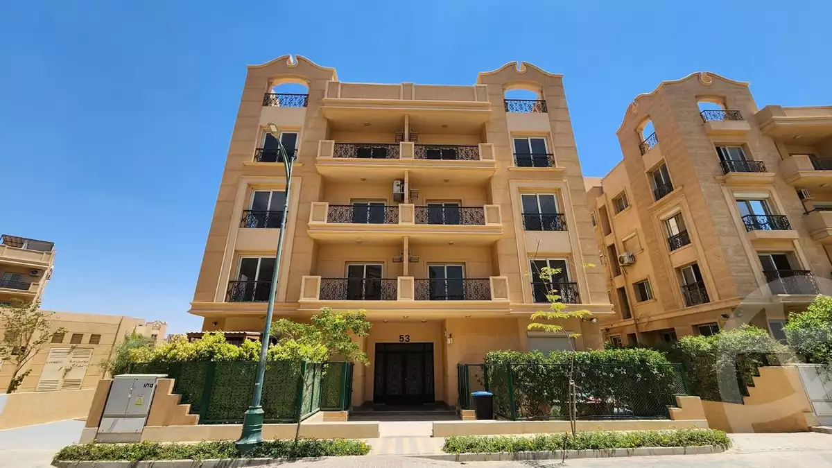 https://aqarmap.com.eg/en/listing/6033919-for-sale-cairo-6th-of-october-compounds-dyr-2