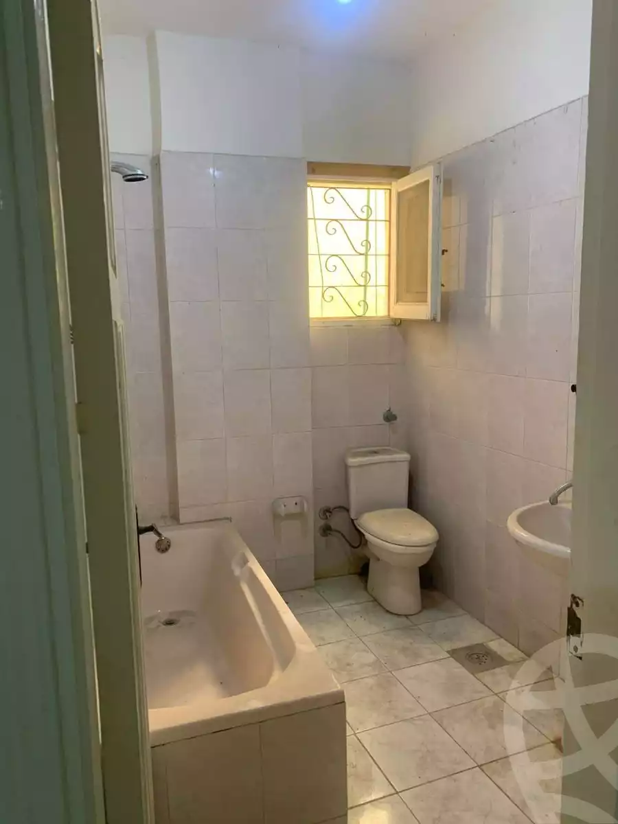 https://aqarmap.com.eg/en/listing/6031079-for-sale-alexandria-l-jmy-lbytsh-el-hay-st