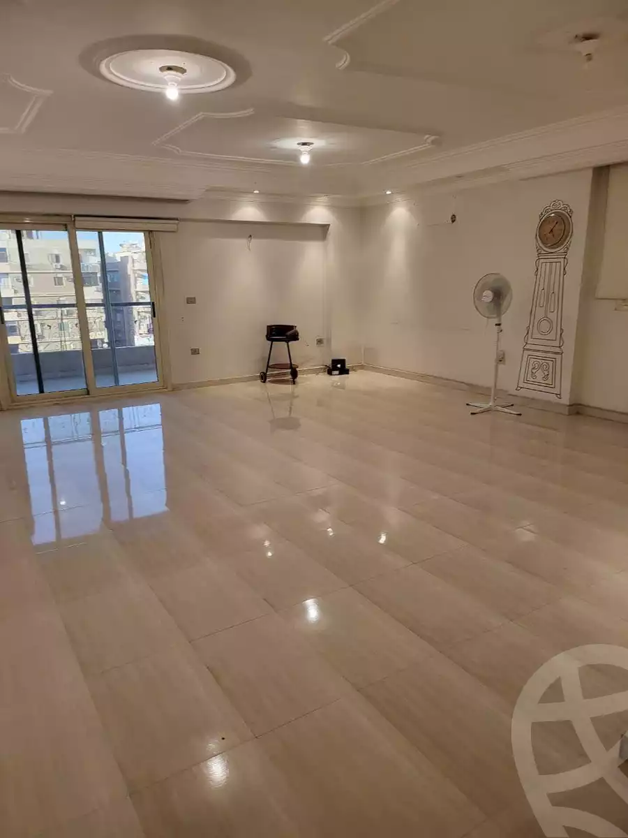 https://aqarmap.com.eg/ar/listing/6032175-for-sale-cairo-mokattam-lhdb-l-ly