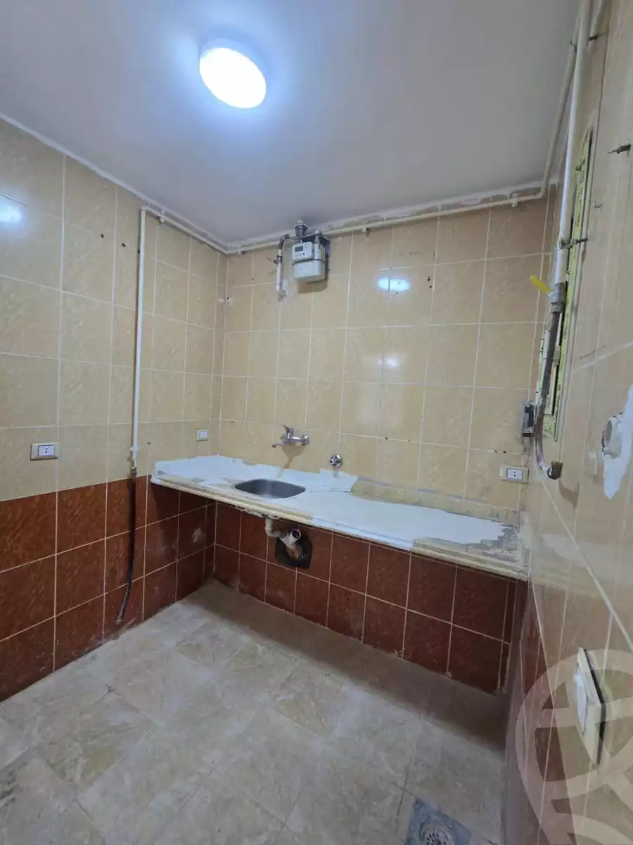 https://aqarmap.com.eg/en/listing/6035485-for-sale-alexandria-l-jmy-lbytsh-el-hay-st