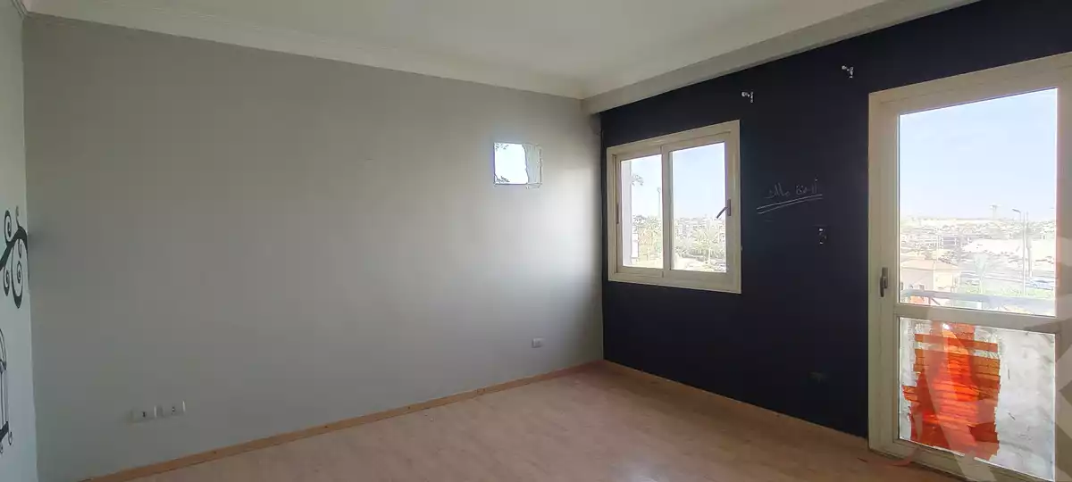 https://aqarmap.com.eg/ar/listing/6035773-for-sale-cairo-el-sheikh-zayed-city-compounds-zayed-2000