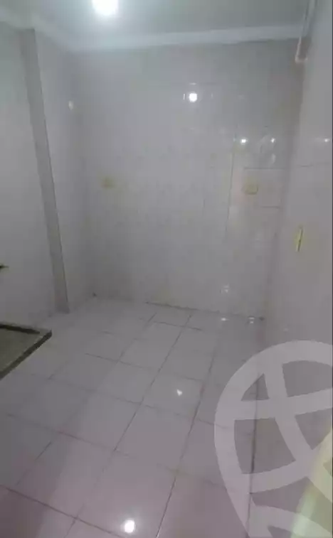 https://aqarmap.com.eg/ar/listing/6036401-for-rent-cairo-ain-shams-yn-shms-lgrby