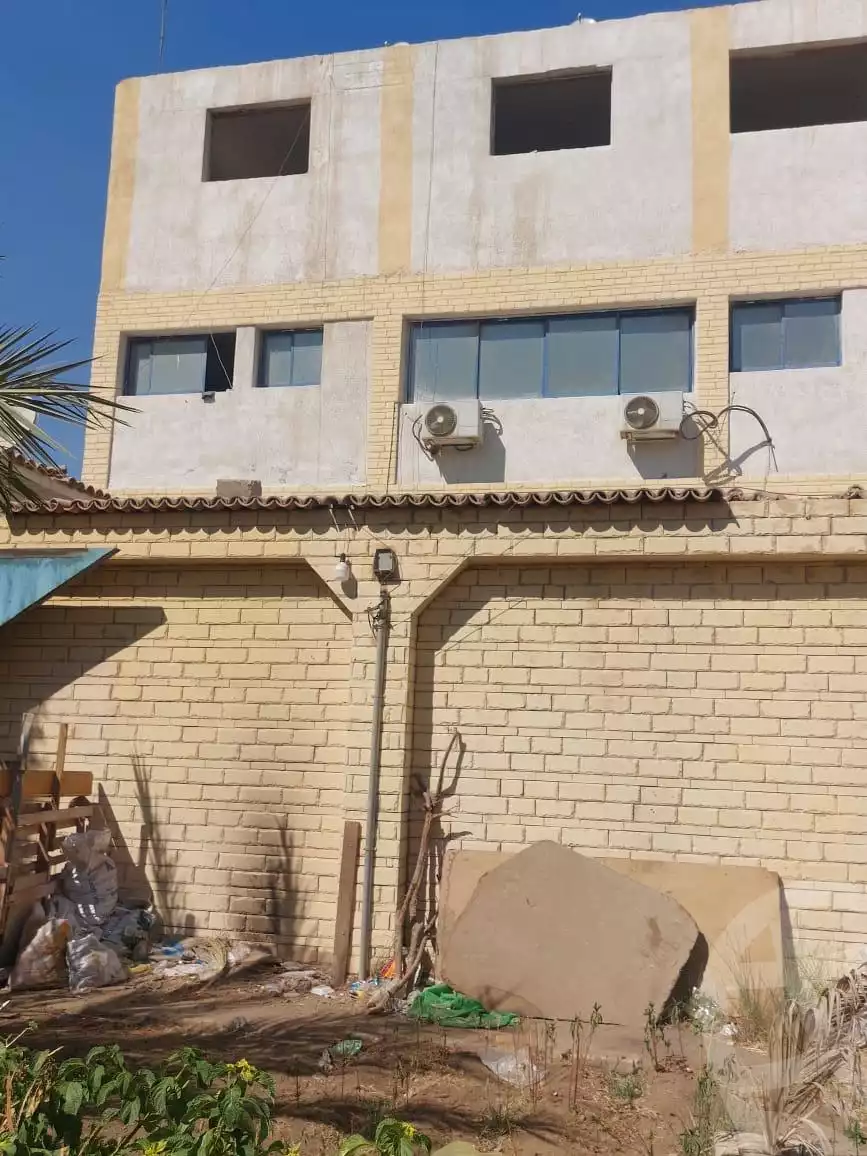 https://aqarmap.com.eg/ar/listing/6036544-for-sale-cairo-al-oubour-el-manateq-el-snaaya-first-industrial-zone