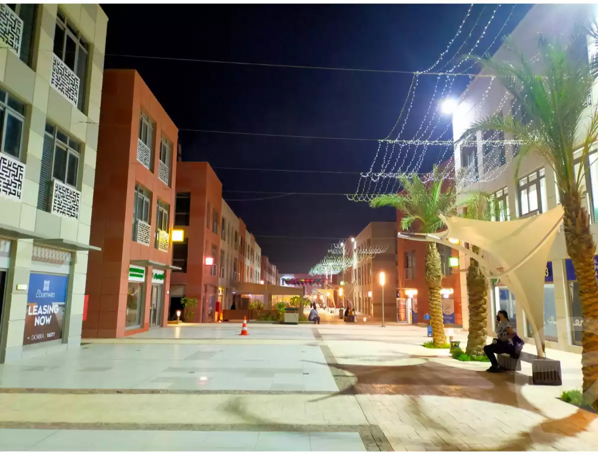 https://aqarmap.com.eg/en/listing/6036984-for-rent-cairo-el-sheikh-zayed-city-compounds-the-courtyard-mall-dorra