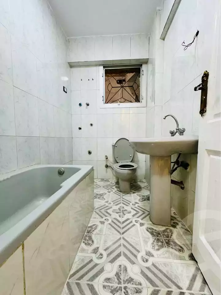 https://aqarmap.com.eg/ar/listing/6037526-for-sale-alexandria-l-jmy-shataa-el-nakheel