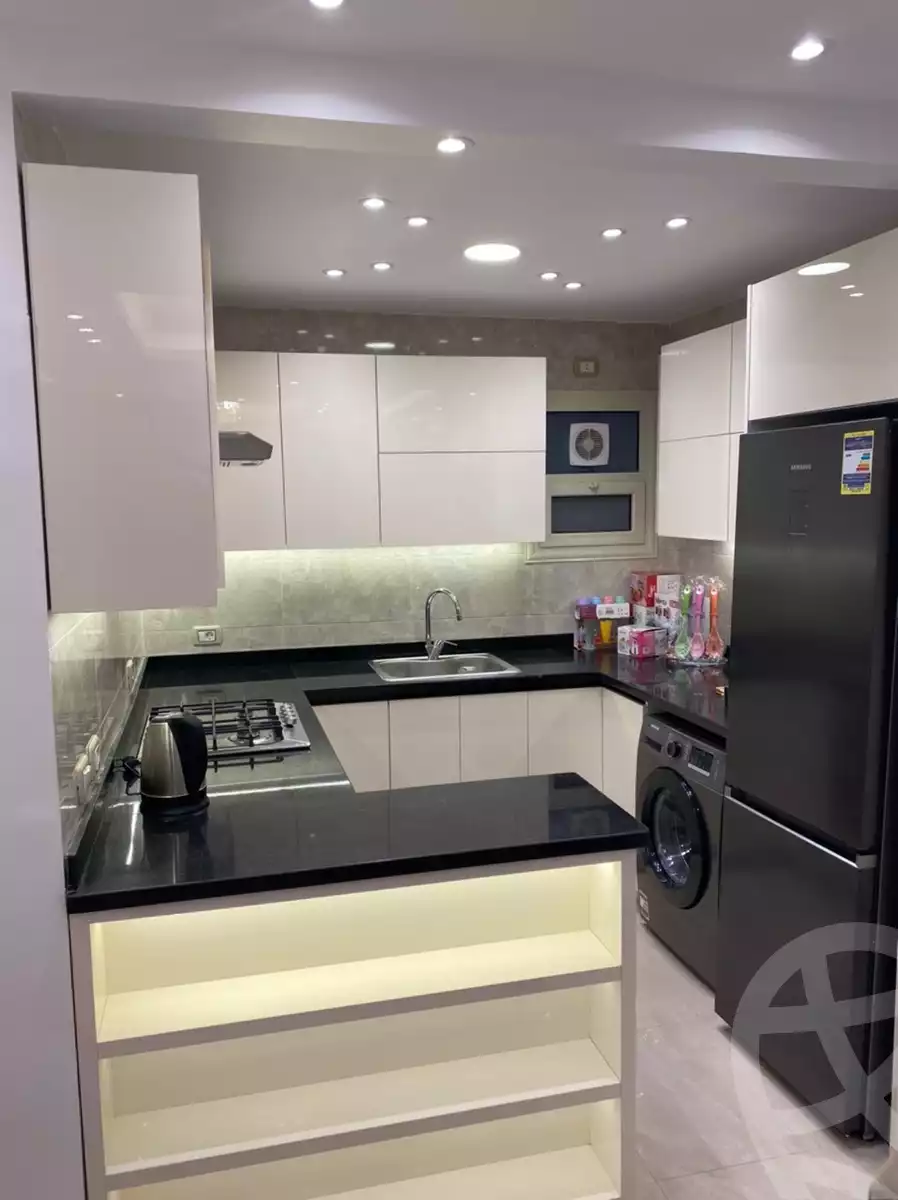https://aqarmap.com.eg/en/listing/6037953-for-rent-cairo-new-cairo-lrhb-city-phase-1-ahmed-rami-st