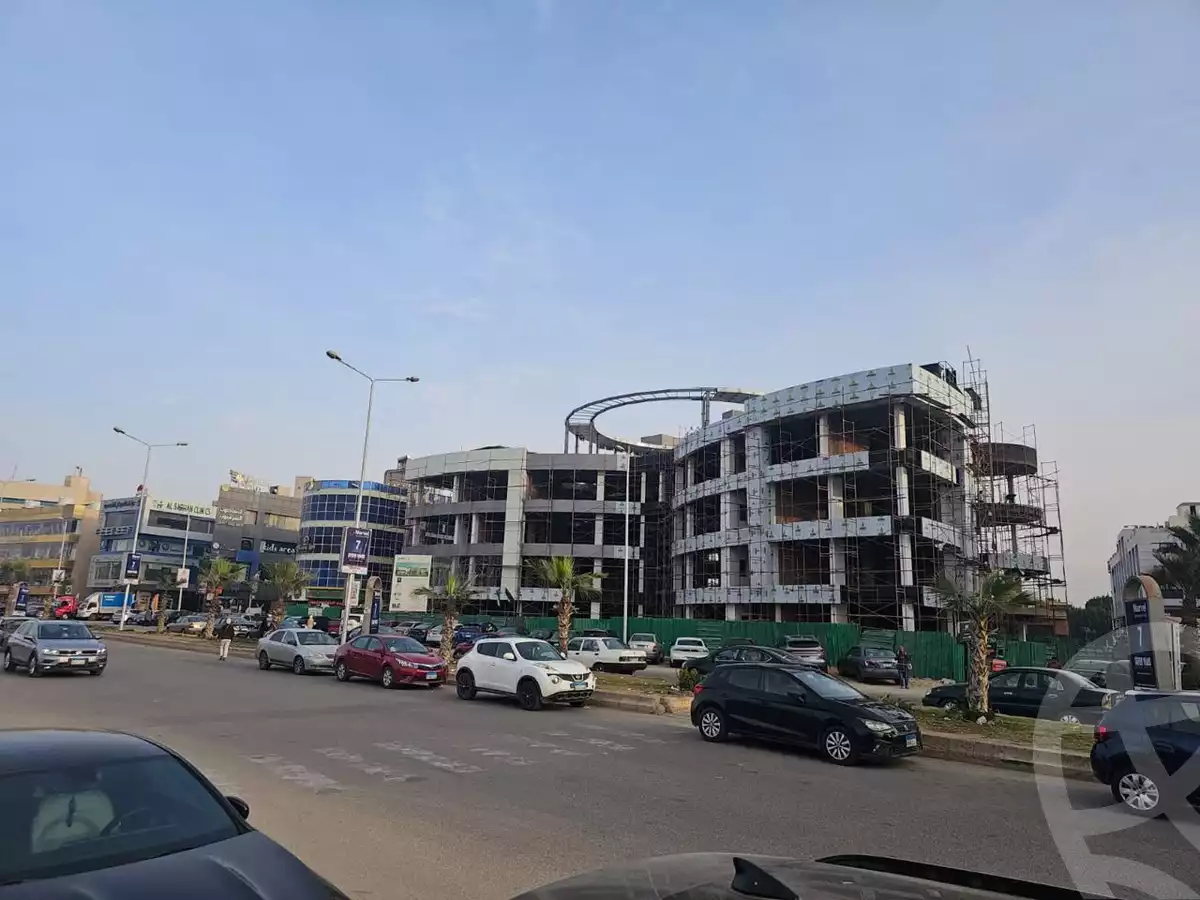 https://aqarmap.com.eg/en/listing/6039092-for-sale-cairo-el-sheikh-zayed-city-shr-lshbb
