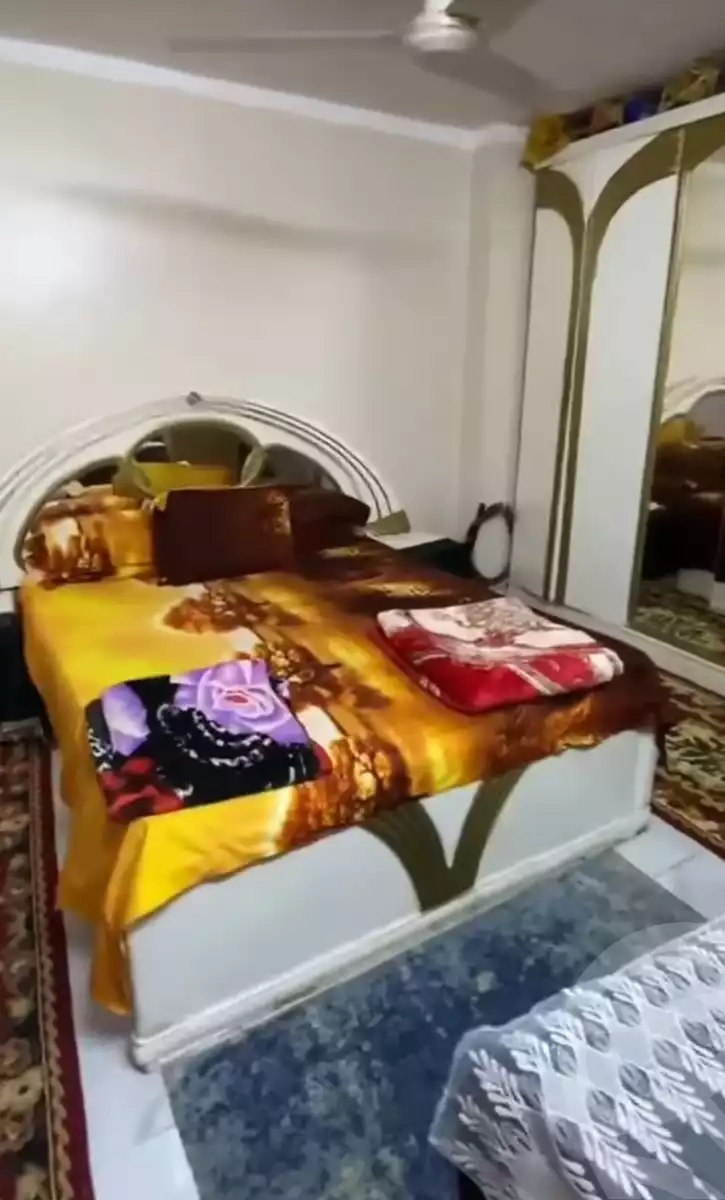 https://aqarmap.com.eg/en/listing/6040965-for-sale-cairo-helwan-kwrnysh-hlwn