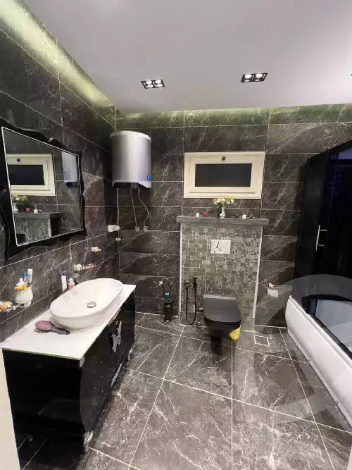 https://aqarmap.com.eg/en/listing/6041287-for-sale-cairo-el-shorouk-lhy-lthlth-grb-neighbourhood-2