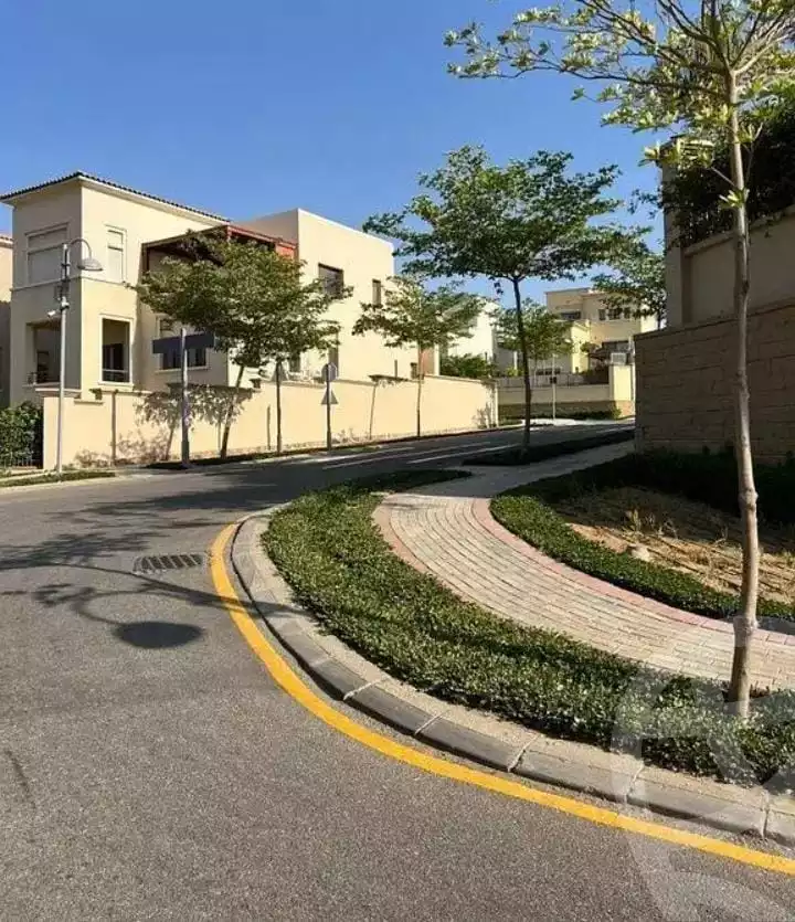 https://aqarmap.com.eg/en/listing/6041442-for-rent-cairo-mokattam-compounds-uptown-cairo