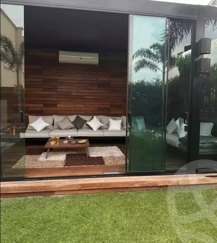 https://aqarmap.com.eg/en/listing/6041445-for-sale-cairo-mokattam-compounds-uptown-cairo