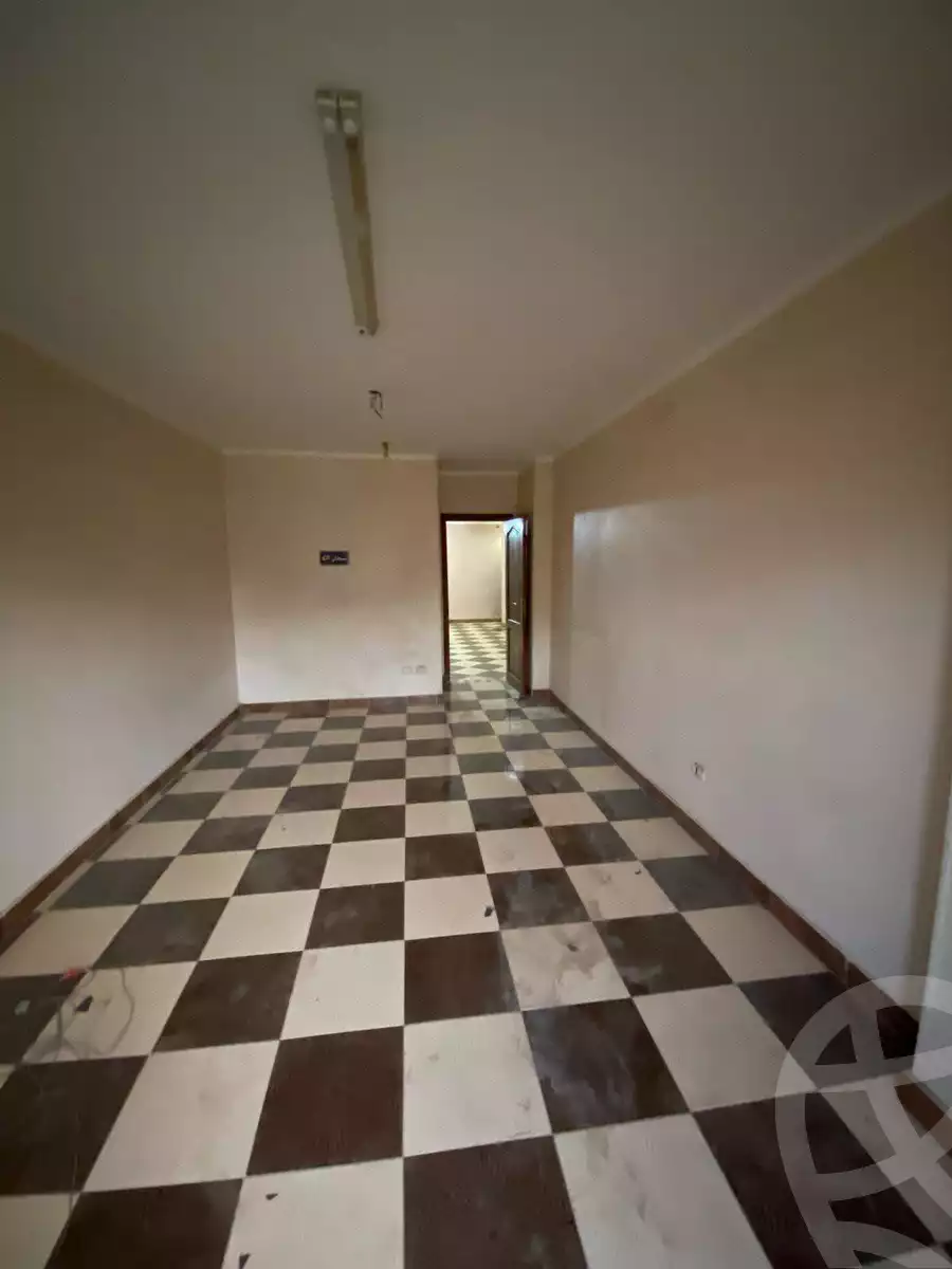 https://aqarmap.com.eg/en/listing/6041721-for-rent-cairo-helwan-helwan-el-sharkeya-latif-basha-st