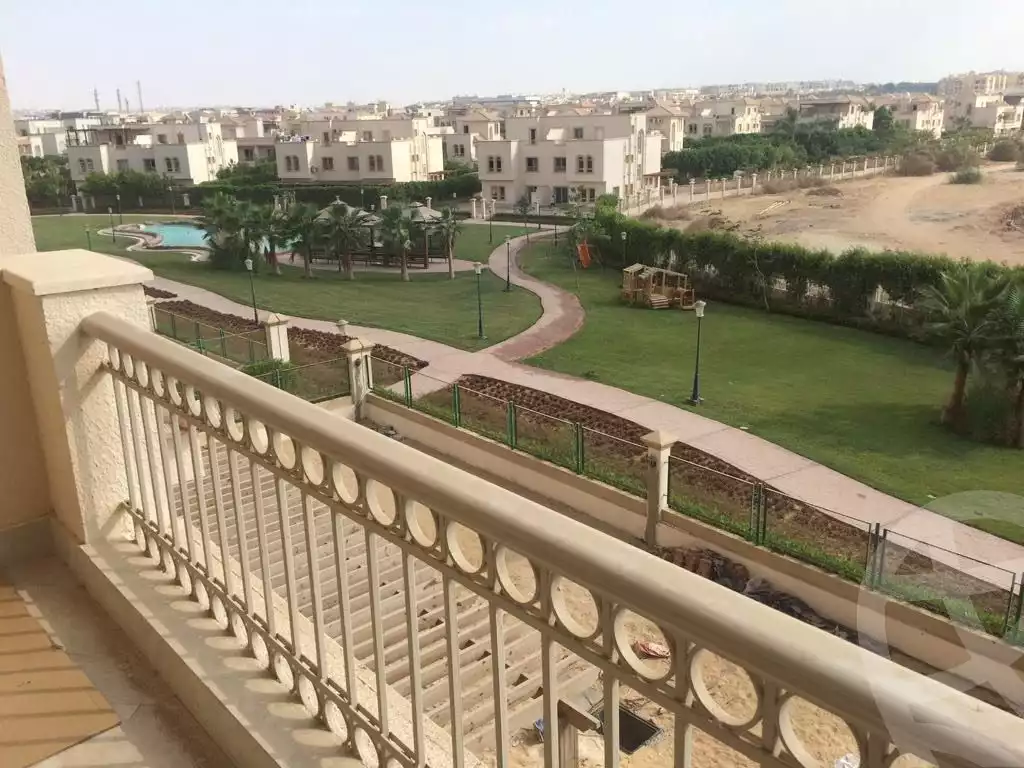 https://aqarmap.com.eg/en/listing/6041871-for-sale-cairo-el-sheikh-zayed-city-compounds-greens