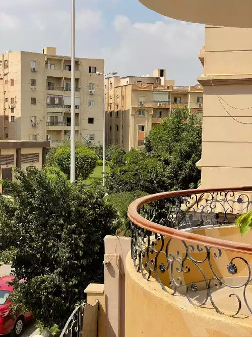https://aqarmap.com.eg/en/listing/6042003-for-sale-cairo-new-cairo-el-banafsg-el-banafsag-omarat-al-gabri-st