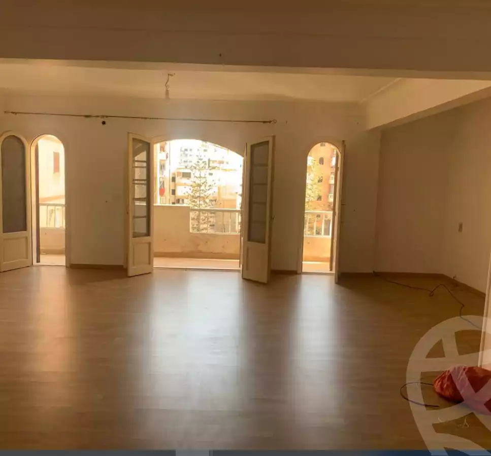 https://aqarmap.com.eg/en/listing/6042499-for-sale-alexandria-l-jmy-lbytsh-al-samalehy-1-st