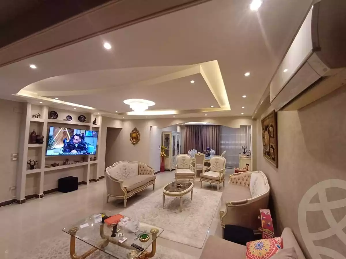 https://aqarmap.com.eg/en/listing/6043083-for-sale-cairo-mokattam-lhdb-l-ly-shareaa-9