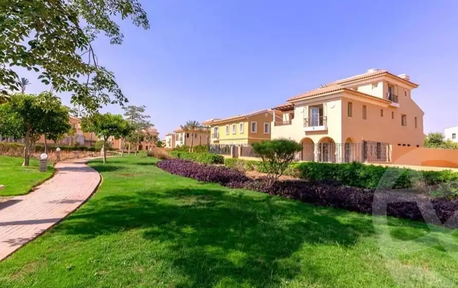 https://aqarmap.com.eg/en/listing/6043824-for-sale-cairo-new-cairo-compounds-hyde-park-park-corner-hyde-park