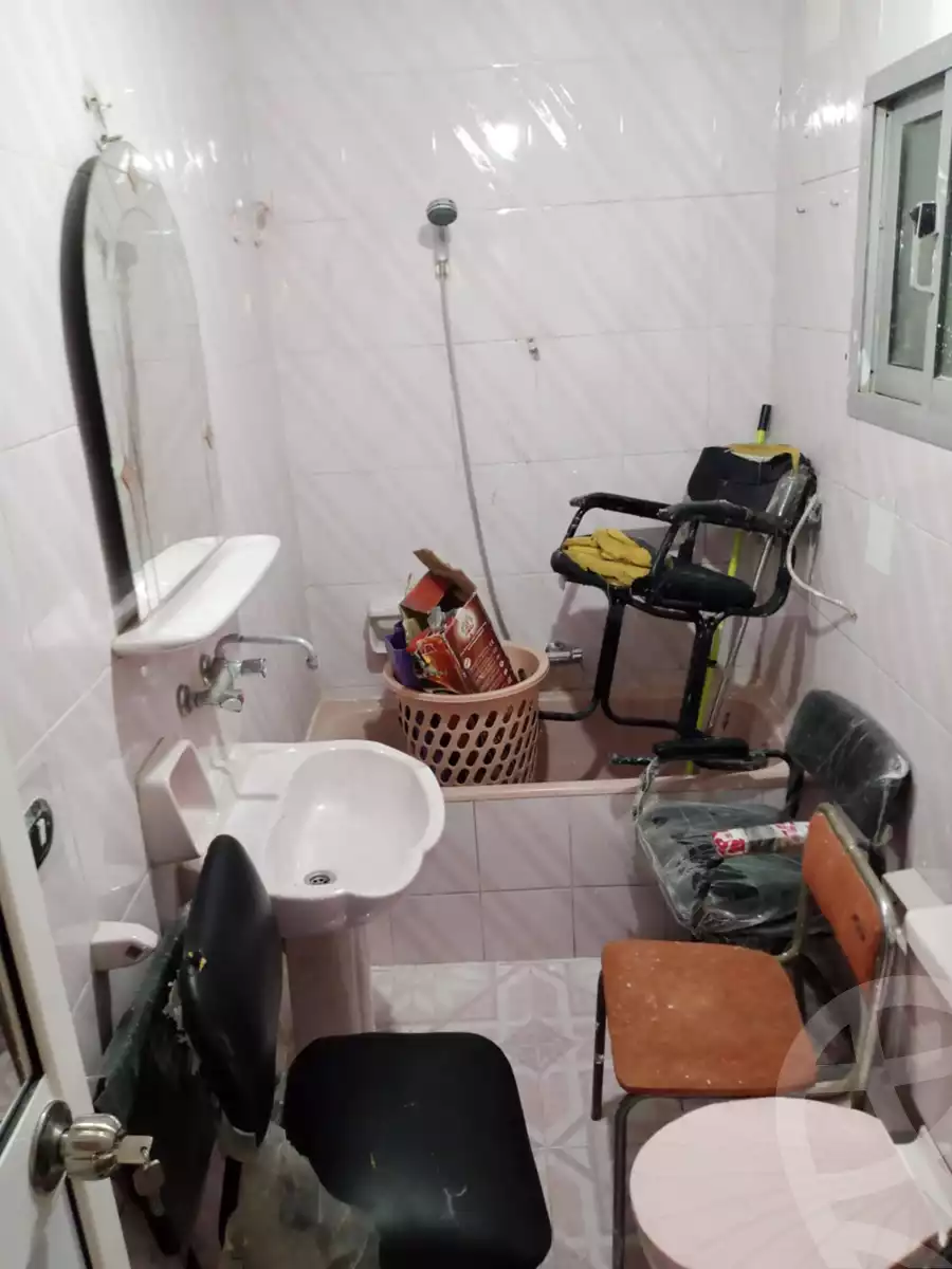 https://aqarmap.com.eg/ar/listing/4962906-for-sale-alexandria-moharram-bey-emberouz