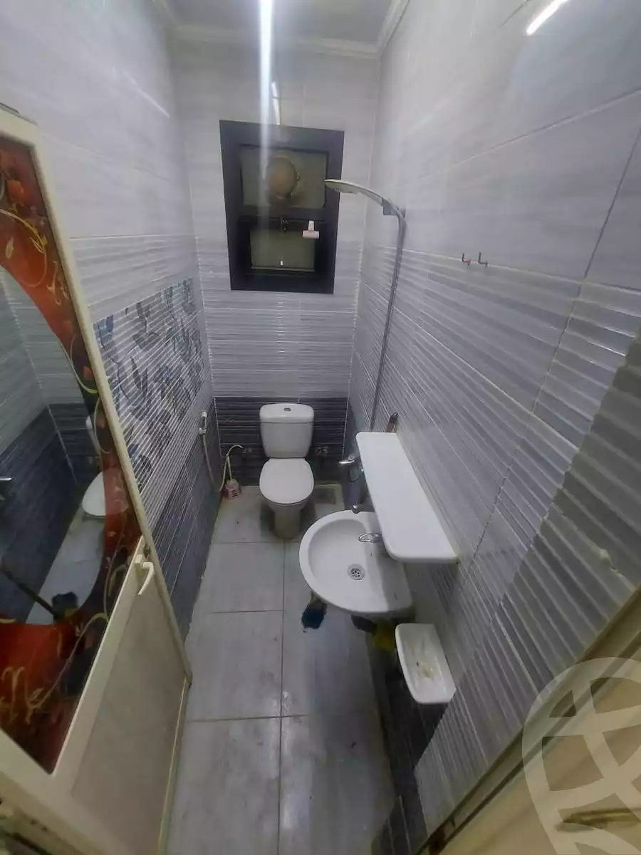 https://aqarmap.com.eg/en/listing/6044043-for-sale-cairo-helwan-helwan-el-sharkeya-mostafa-safwat-st